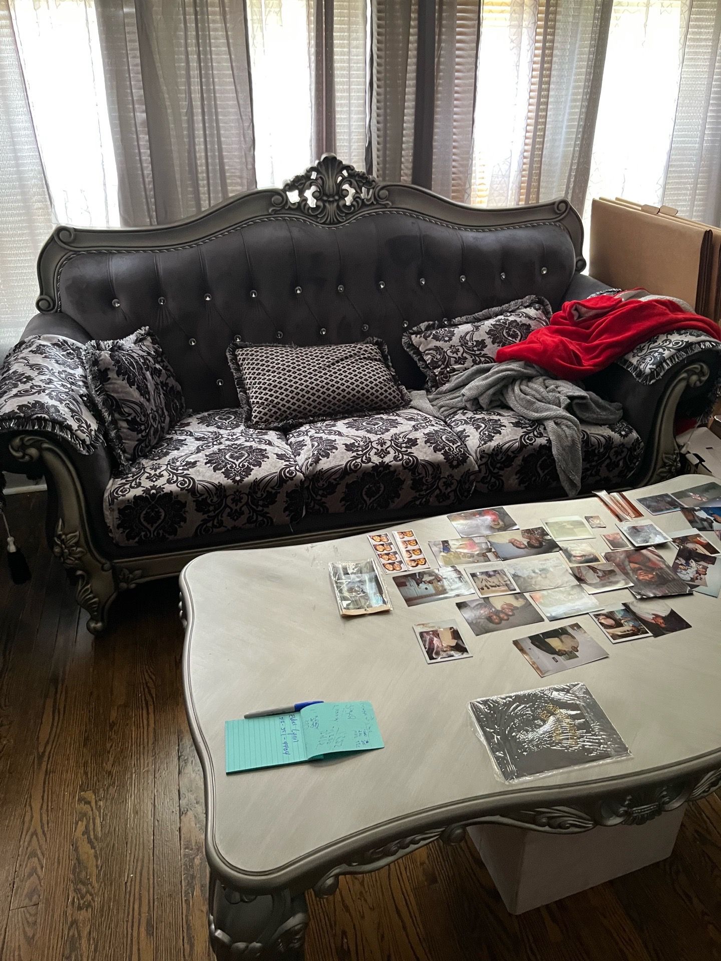 Multi piece living room couch set - photo 2