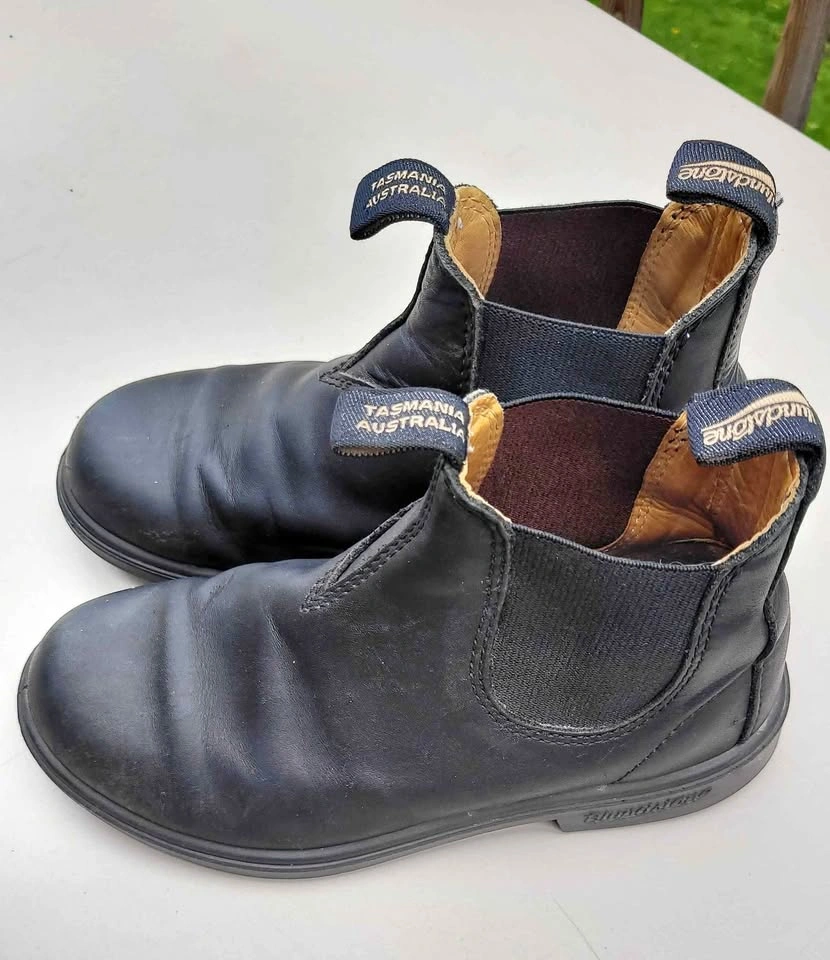 Kids J2 Blundstone boots