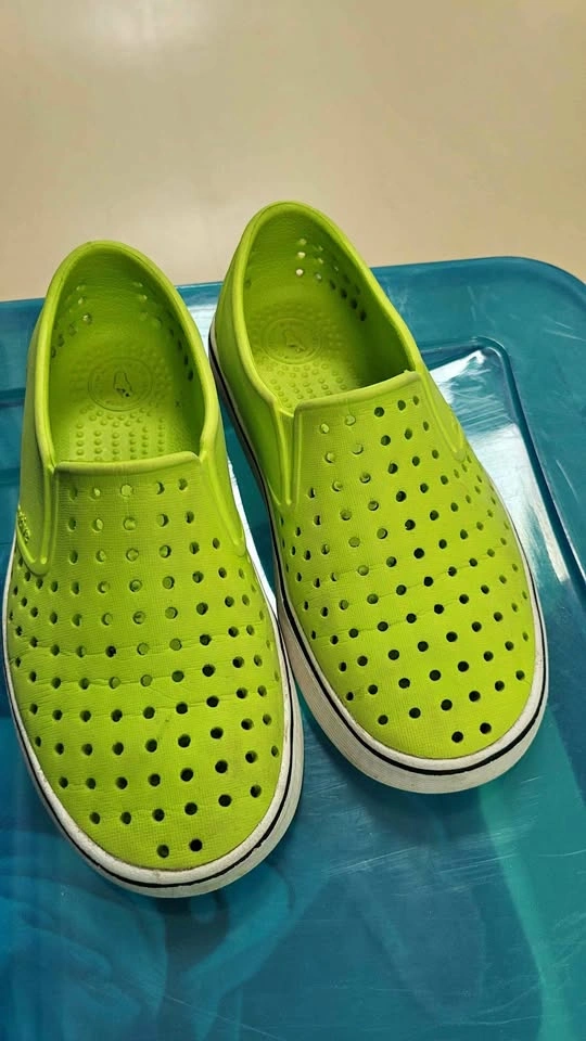 Native Shoes Size J1