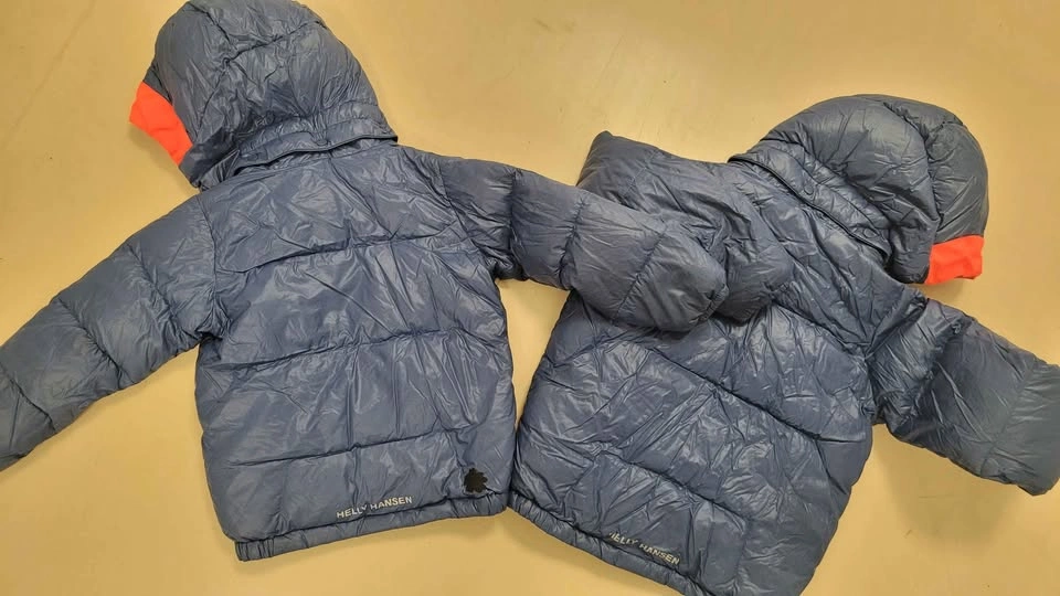 Helly Hansen Kids Winter Jackets (Size 4 & 7) - photo 3