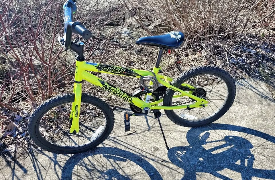 Kids Bike - 18' Wheels