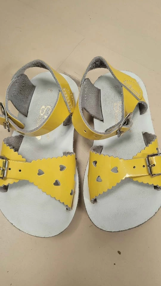 Kids Shoes (Sizes 6-9) - photo 3