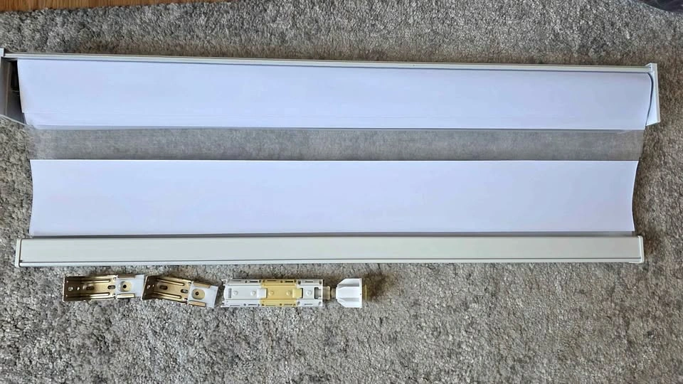 Pull down zebra shade 34 x 64