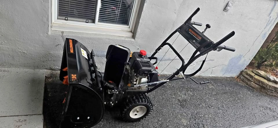 Snowblower - Remington 24in
