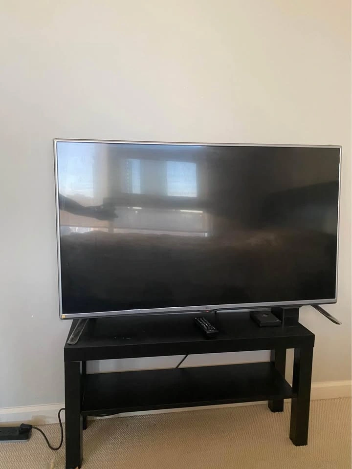 50 Inch LG 1080p Smart TV LED TV