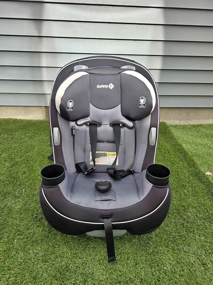 Safety 1st Convertible Car Seat
