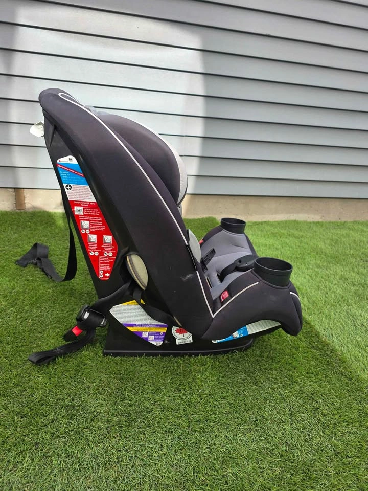 Safety 1st Convertible Car Seat - photo 2
