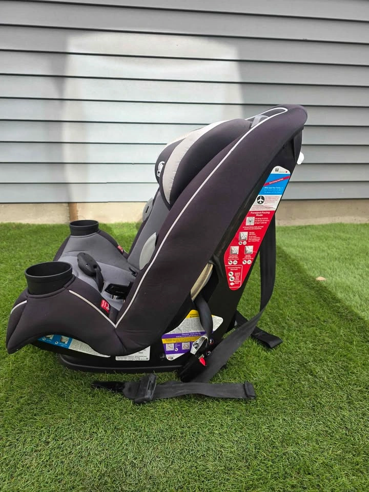 Safety 1st Convertible Car Seat - photo 4