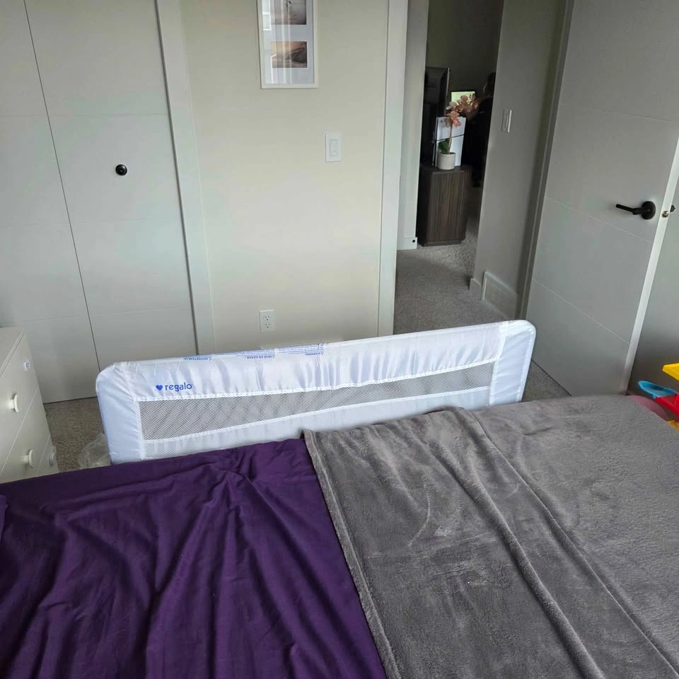 Regalo Bed Rail - photo 3