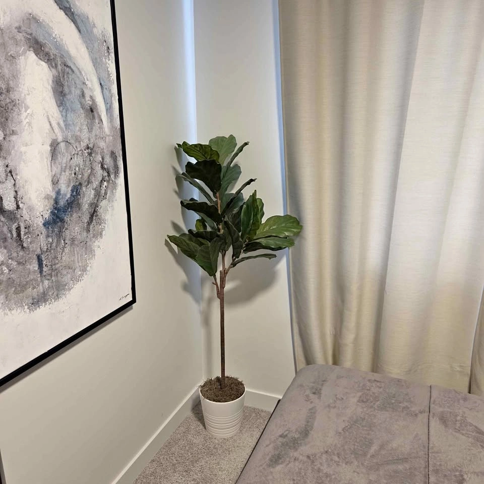 Faux Fiddle Leaf Fig Plant
