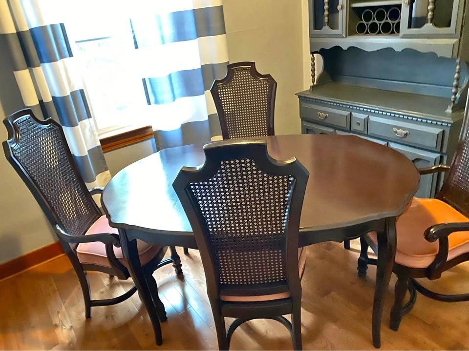 Dining Table + chairs
