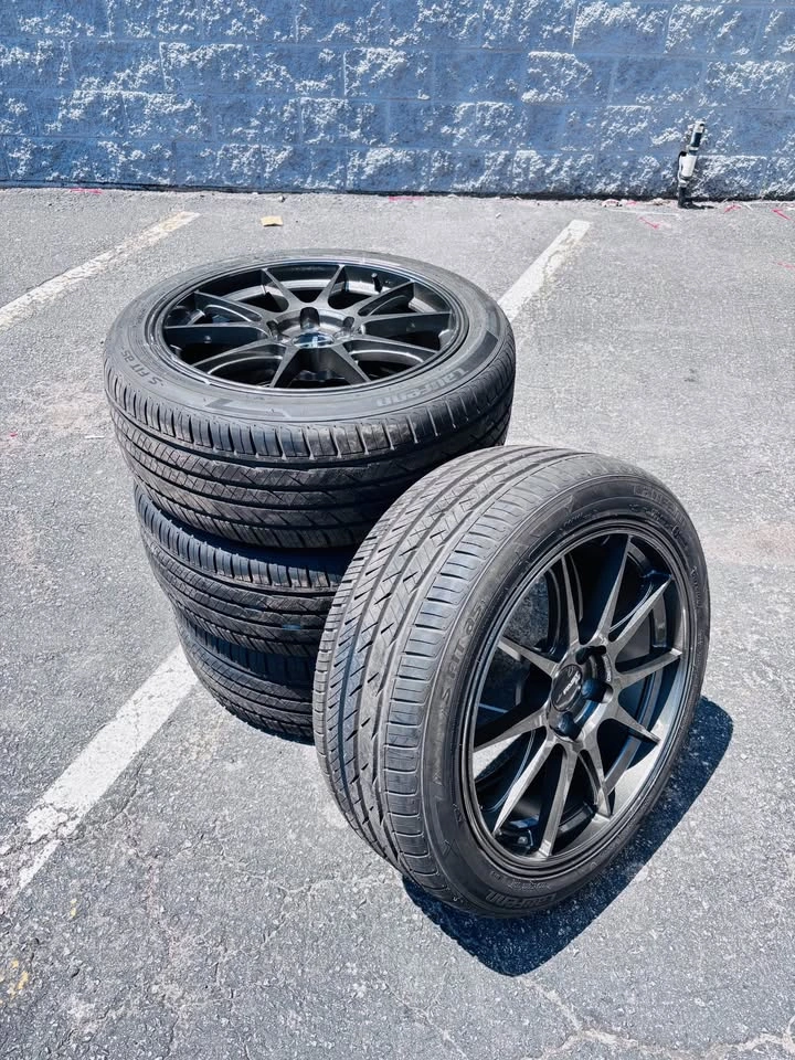 18x8 Fast FC09 Bronze Wheels w/ Laufenn 225/45/18 Tires - photo 3