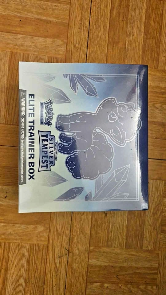 Silver Tempest ETB