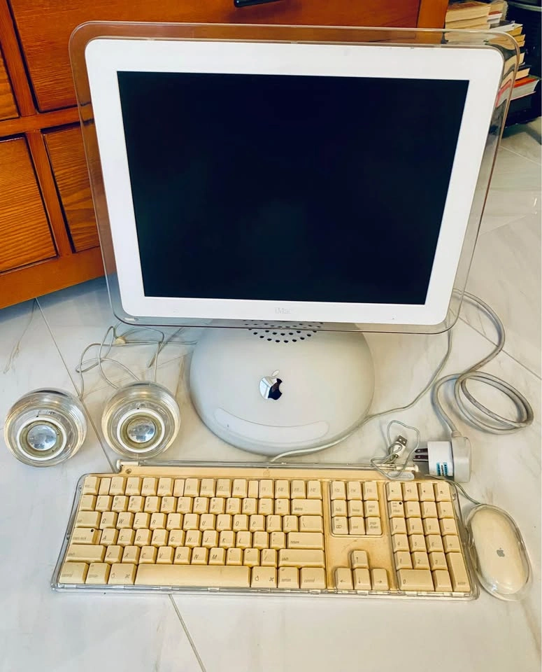 Apple iMac G4 15” Vintage Complete Set – Powers On, Screen Not D - photo 2