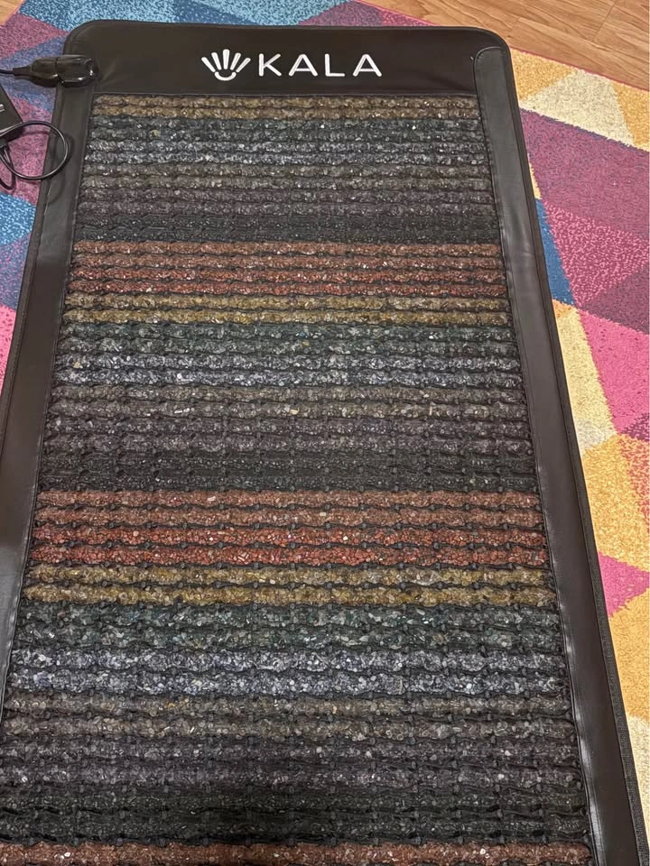 Kala Infrared PEMF Mat + Crystals + TENS System - photo 3
