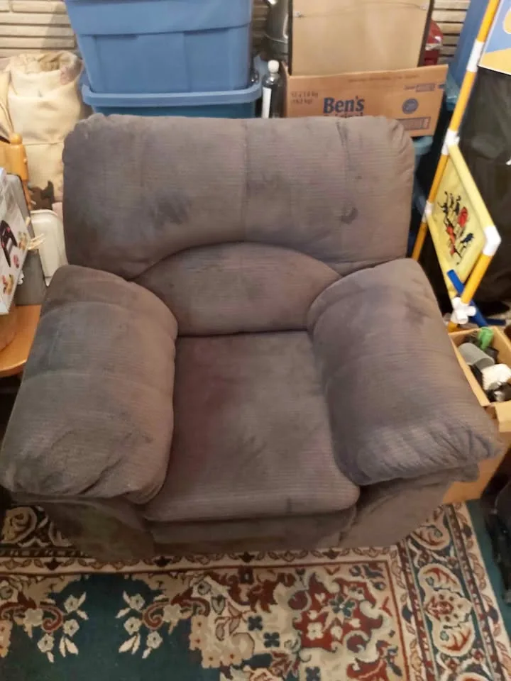 Couch/Arm-Chair/Sofa ( microfiber) Grey thumbnail