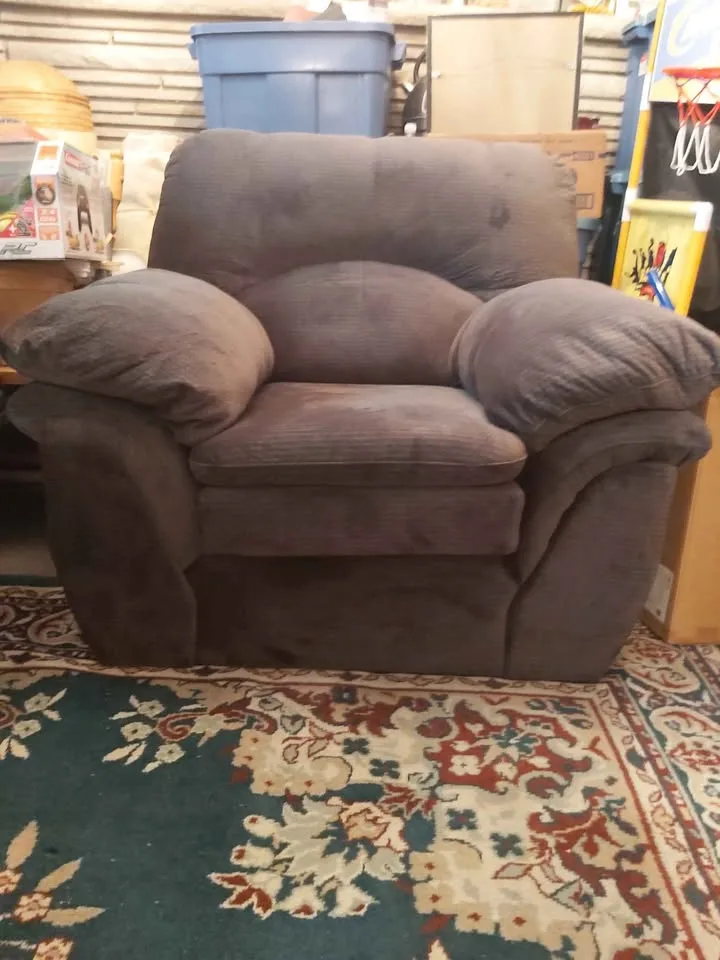 Couch/Arm-Chair/Sofa ( microfiber) Grey image indicator(2)