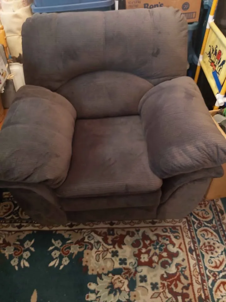 Couch/Arm-Chair/Sofa ( microfiber) Grey image indicator(5)