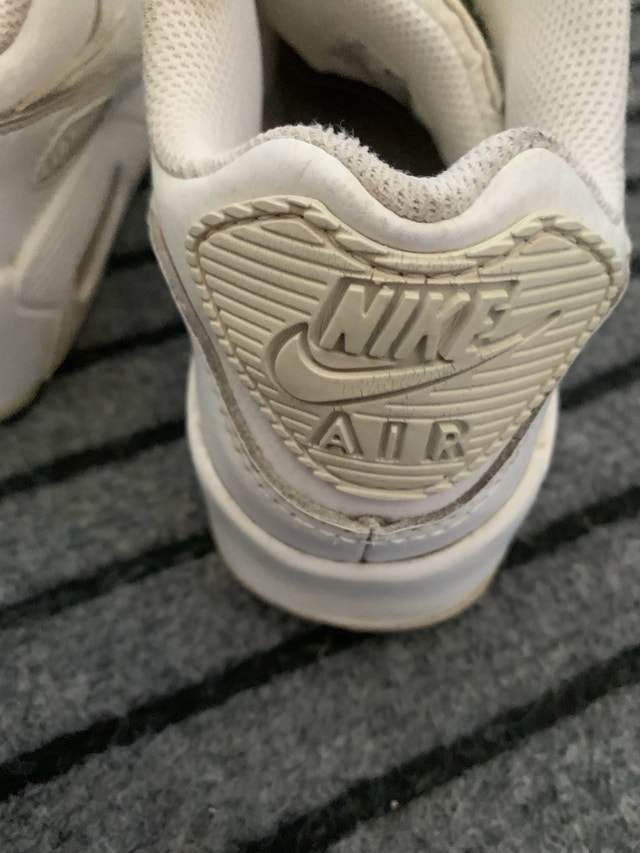 Nike Air Sneakers - photo 2
