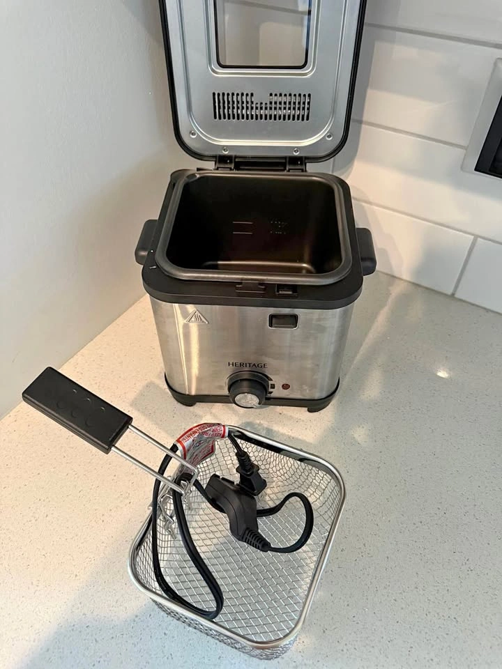 Heritage Deep Fryer brand new