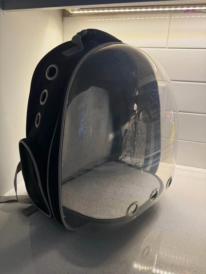 Brand NEW Whisker City Expandable Cat Carrier Backpack - photo 3