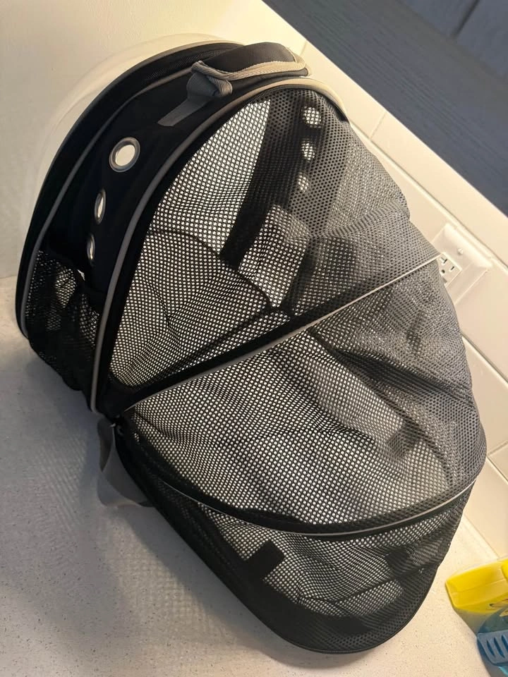 Brand NEW Whisker City Expandable Cat Carrier Backpack - photo 5
