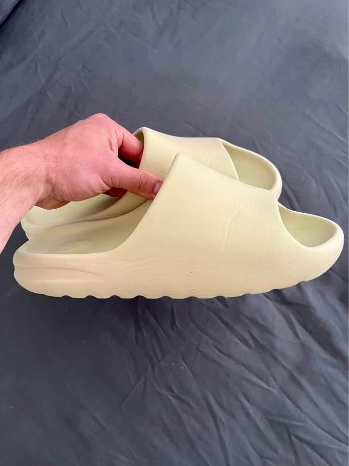 Adidas Yeezy Slides Bone Mens Size 11 - photo 4