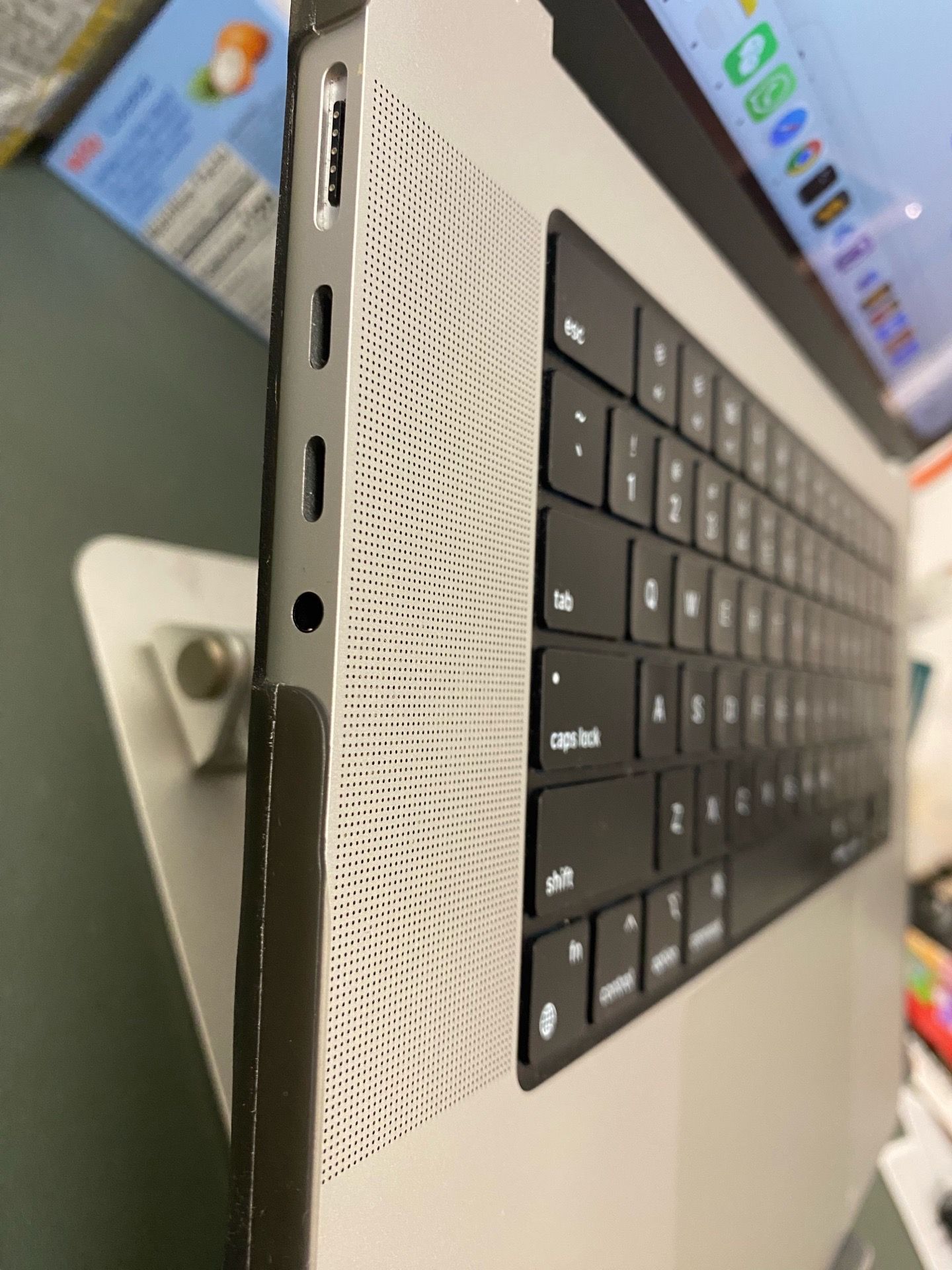 MacBook Pro 16 inch 2021 - photo 5