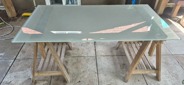 Glass Table - photo 2