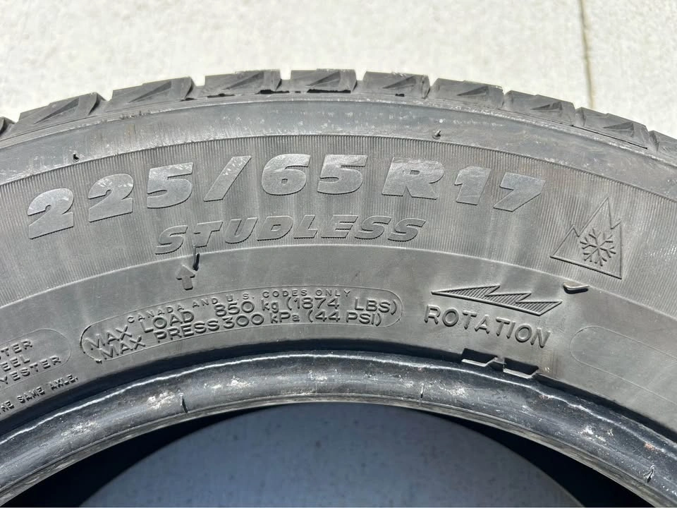 4 Studless Winter Tires 225/65R17 - photo 3
