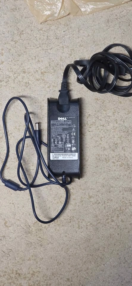 Dell 90W AC Adapter PA-1900-02D Charger - photo 2