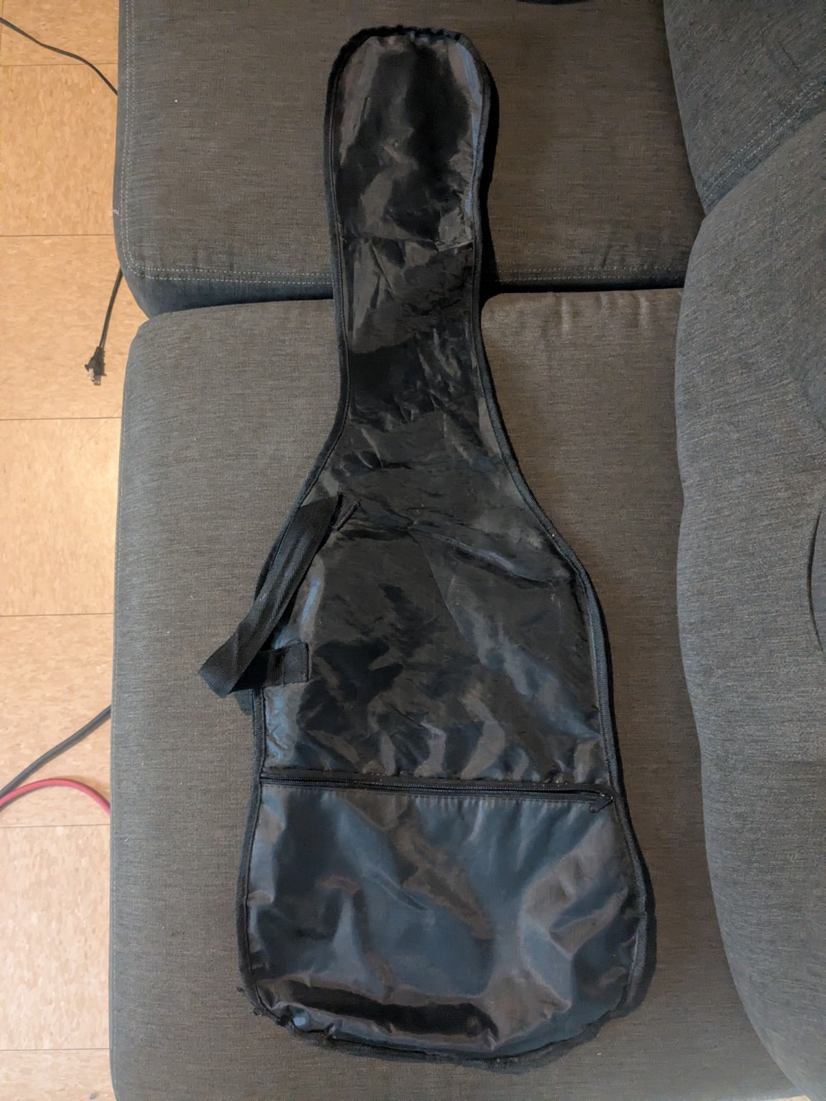 Crescent Electric Guitar + Vizcaya Mini Amp + Stand + Accessorie - photo 5