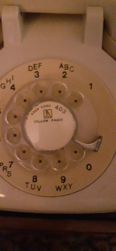 Vintage Telephone - photo 2