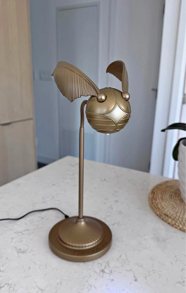 Lamp Snitch Harry Potter