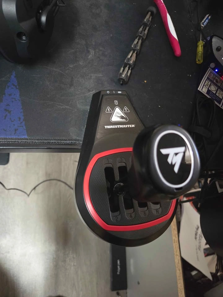 Thrustmaster Budget Racing Setup - photo 2