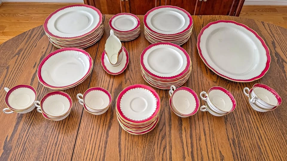 Fine China Dinnerware - Set of 12