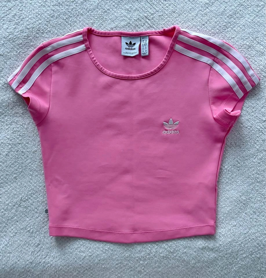 T-shirt size XS