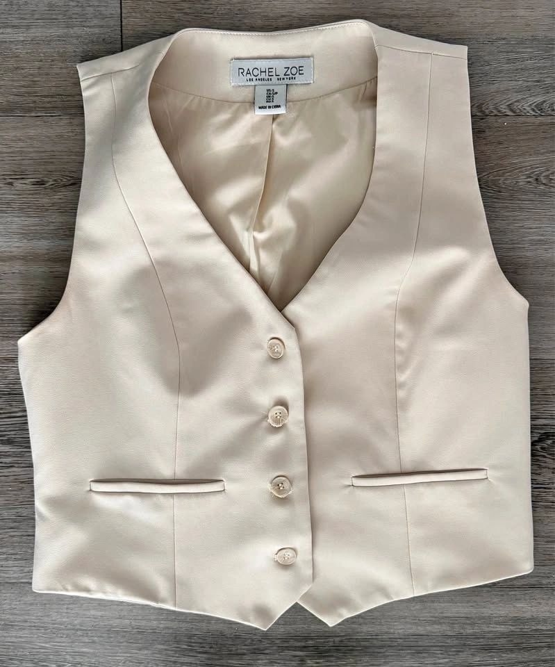 Vest size S