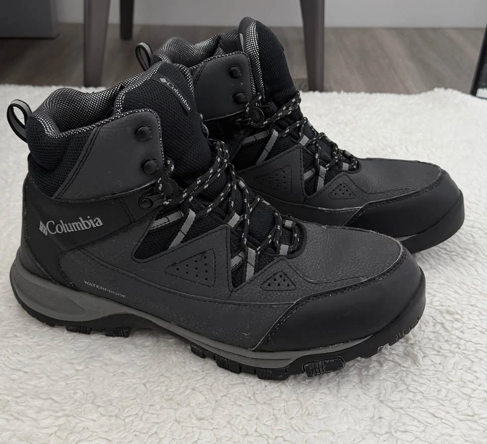 Boots waterproof size 11.5 - photo 3