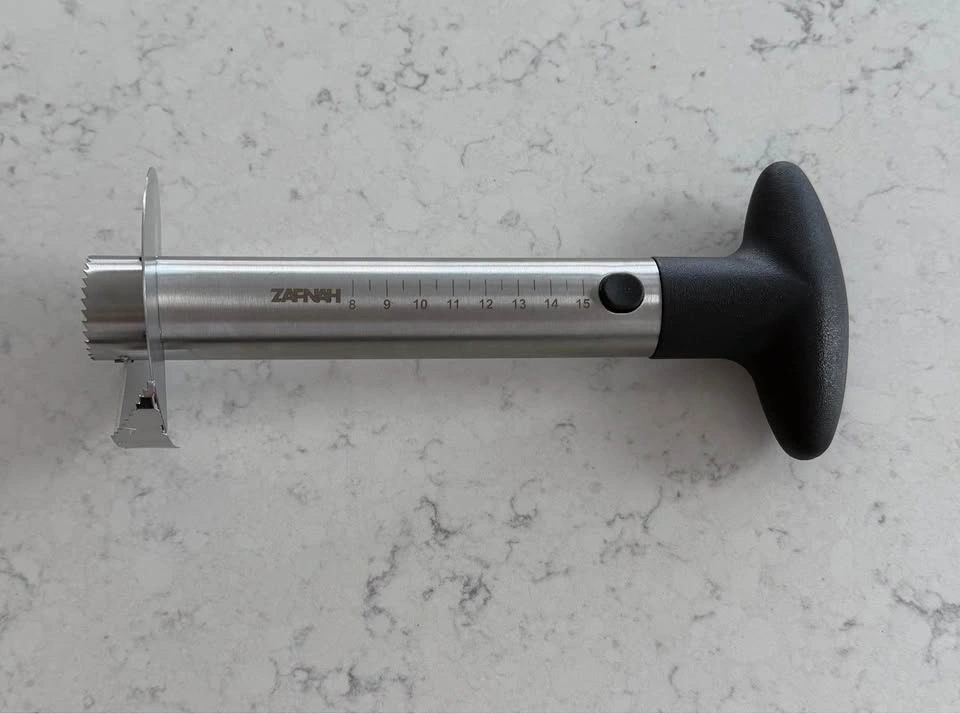 Pineapple Slicer and Corer - photo 2