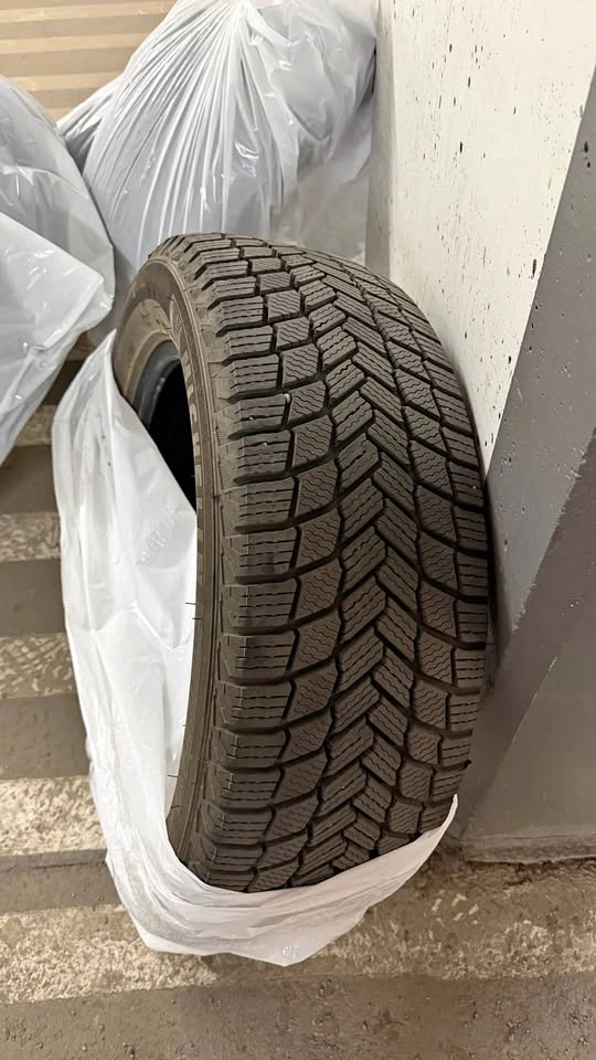 Michelin X-Ice Snow SUV Winter Tires - 235/55R19 - Set of 4
