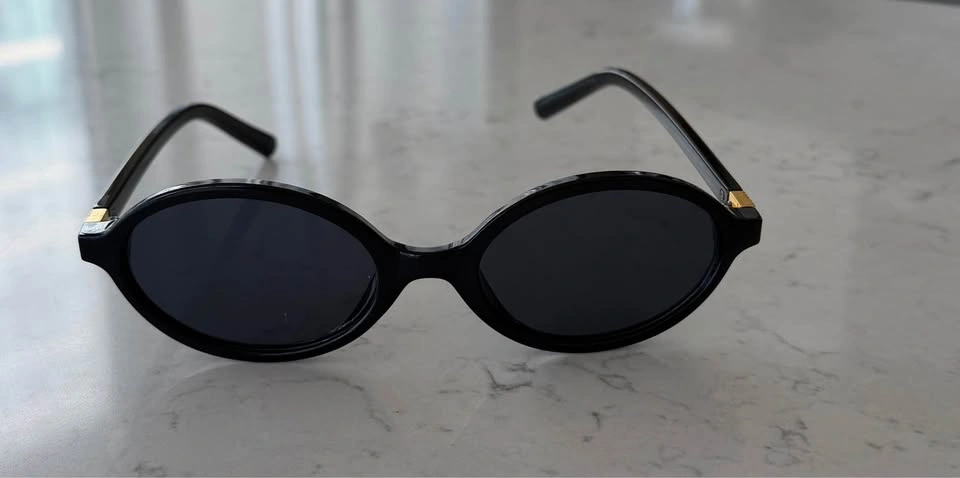 Sunglasses NEW - photo 3