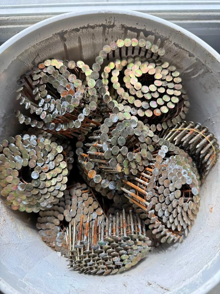 Bulk Coil Nails for Nail Gun – Mixed / Cheap