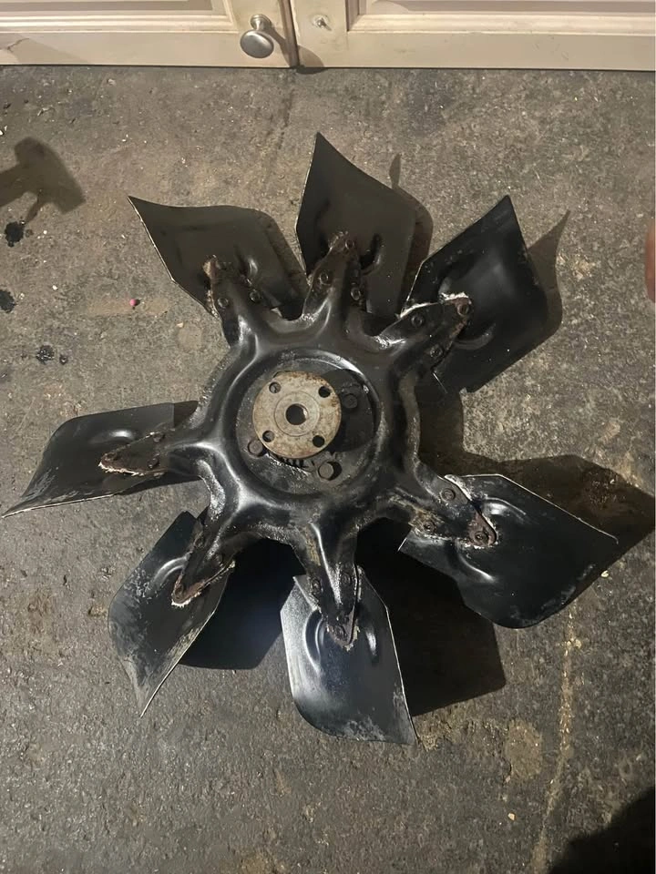 Ford 302, 351w Clutch Fan - photo 2