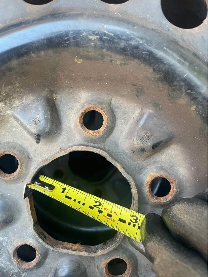 15” Steel rims 5x114.3 bolt pattern - photo 4