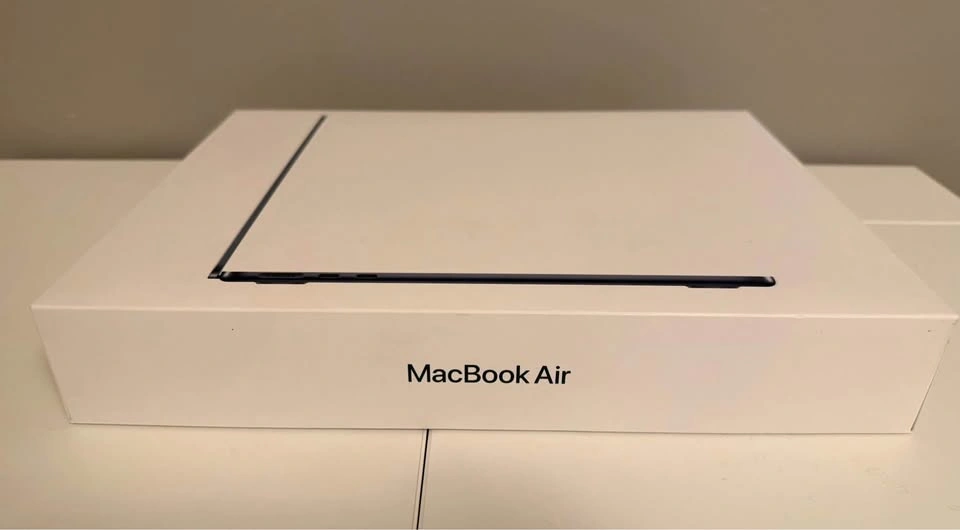 Apple MacBook Air M3 13in 24GB/512GB (Accessories Included) - photo 2