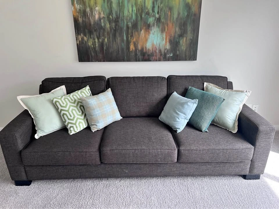 Sofa / Couch