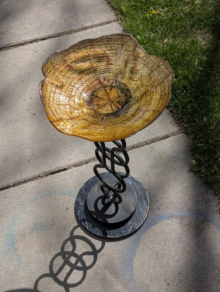 Petite Handcrafted Birdbath / Winter Feeder — Perfect for Small - photo 4