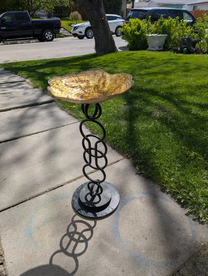 Petite Handcrafted Birdbath / Winter Feeder — Perfect for Small - photo 5