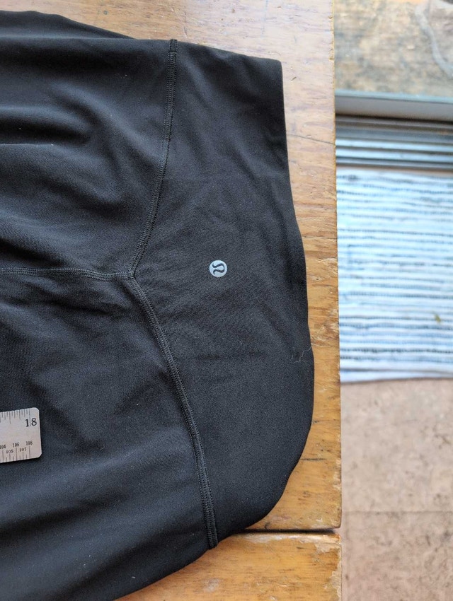 Lululemon Joggers size 8 black - photo 5